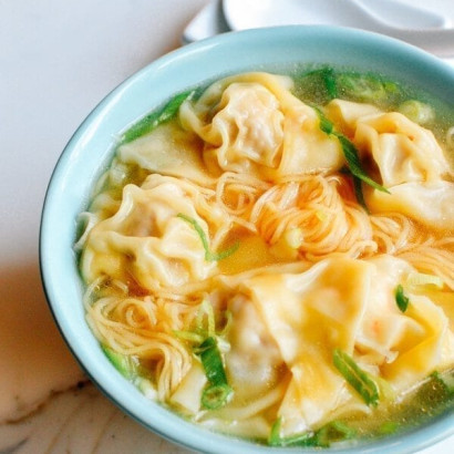 Cantonese Style Noodle Soup